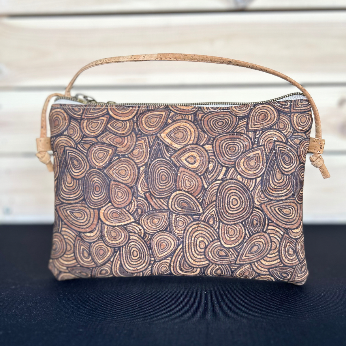 Ivonita Cork Crossbody Bag - Kandy